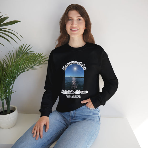 Cree Saskatchewan Skies Unisex Heavy Blend™ Crewneck Sweatshirt
