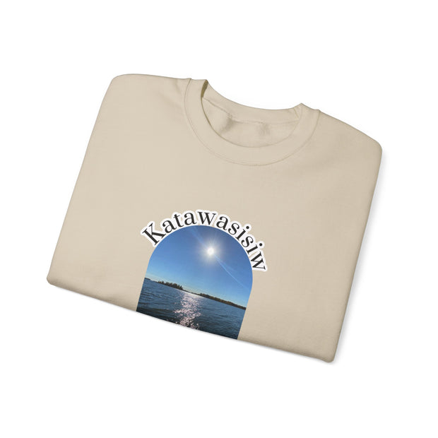 Cree Saskatchewan Skies Unisex Heavy Blend™ Crewneck Sweatshirt