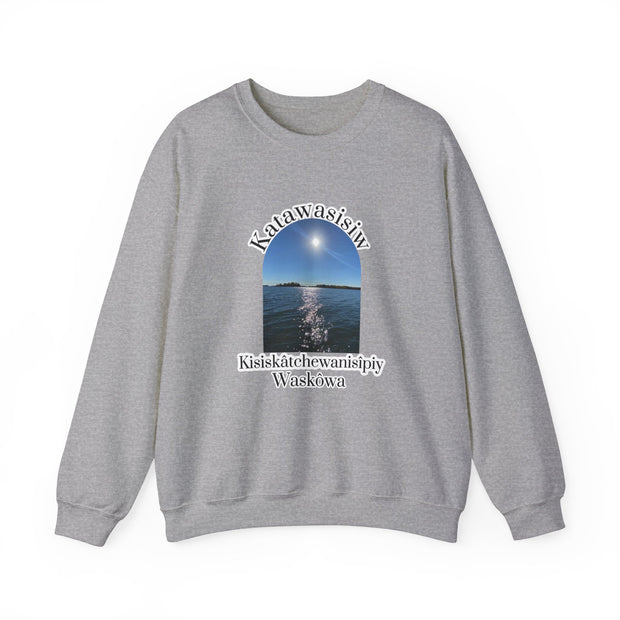 Cree Saskatchewan skies Unisex Heavy Blend™ Crewneck Sweatshirt