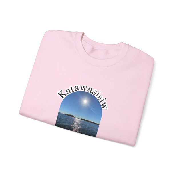 Cree Saskatchewan skies Unisex Heavy Blend™ Crewneck Sweatshirt