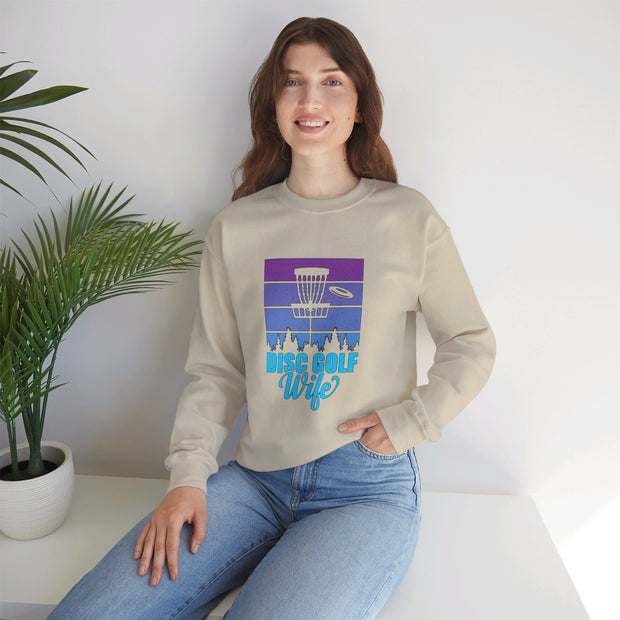 Disc Golf Wife Unisex Heavy Blend™ Crewneck Sweatshirt