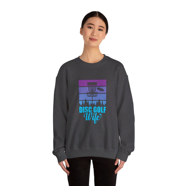 Disc Golf Wife Unisex Heavy Blend™ Crewneck Sweatshirt