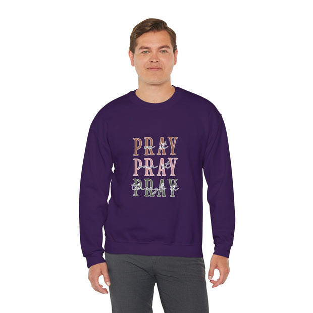 Pray Unisex Heavy Blend™ Crewneck Sweatshirt