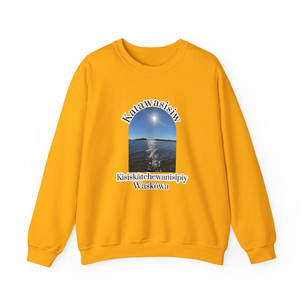 Cree Saskatchewan skies Unisex Heavy Blend™ Crewneck Sweatshirt