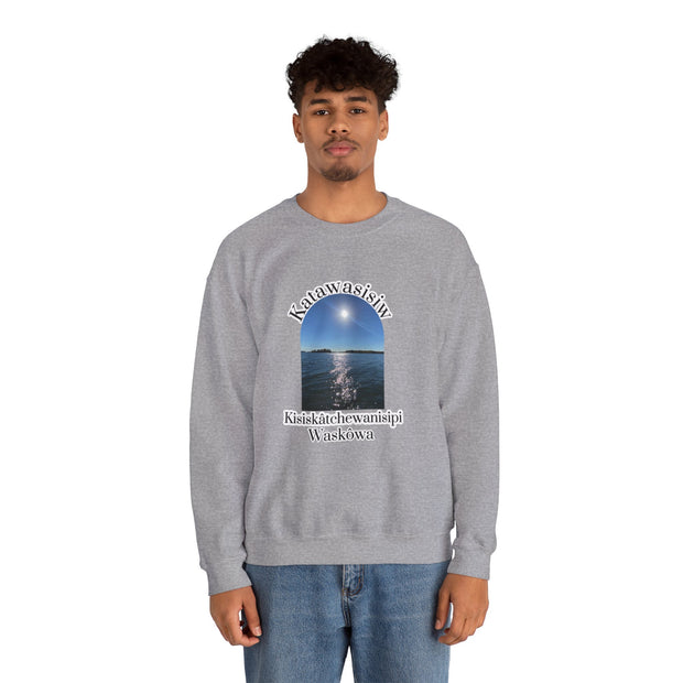 Cree Saskatchewan Skies Unisex Heavy Blend™ Crewneck Sweatshirt