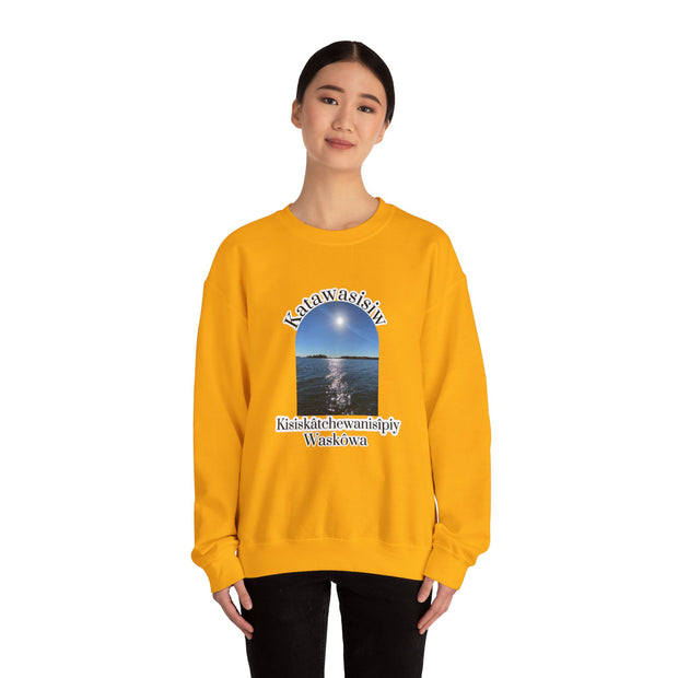 Cree Saskatchewan skies Unisex Heavy Blend™ Crewneck Sweatshirt