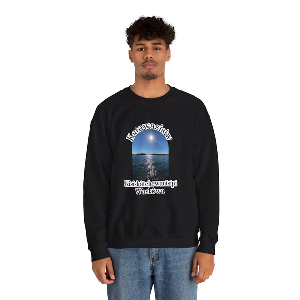 Cree Saskatchewan Skies Unisex Heavy Blend™ Crewneck Sweatshirt