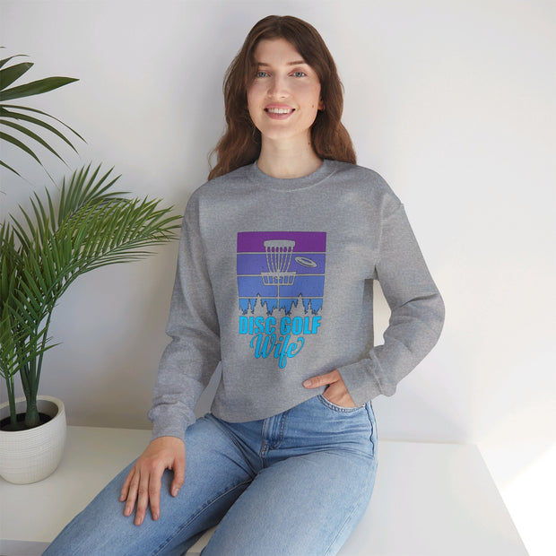 Disc Golf Wife Unisex Heavy Blend™ Crewneck Sweatshirt
