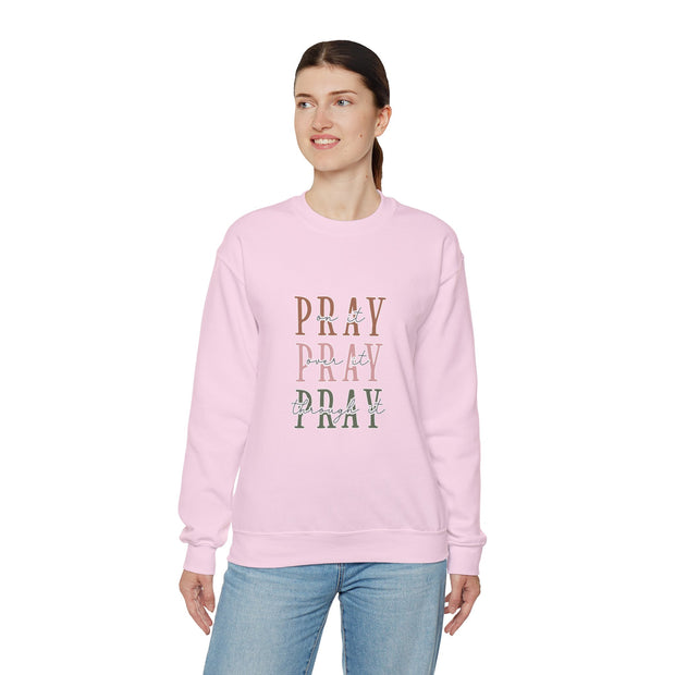Pray Unisex Heavy Blend™ Crewneck Sweatshirt