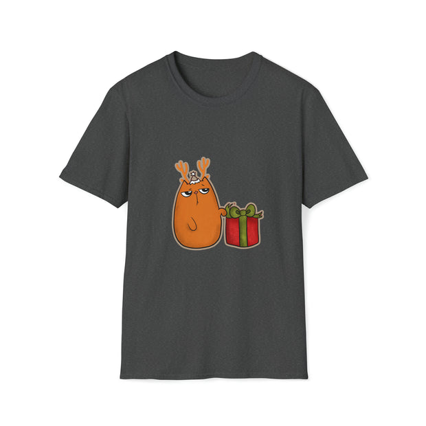 Christmas cat Unisex Softstyle T-Shirt