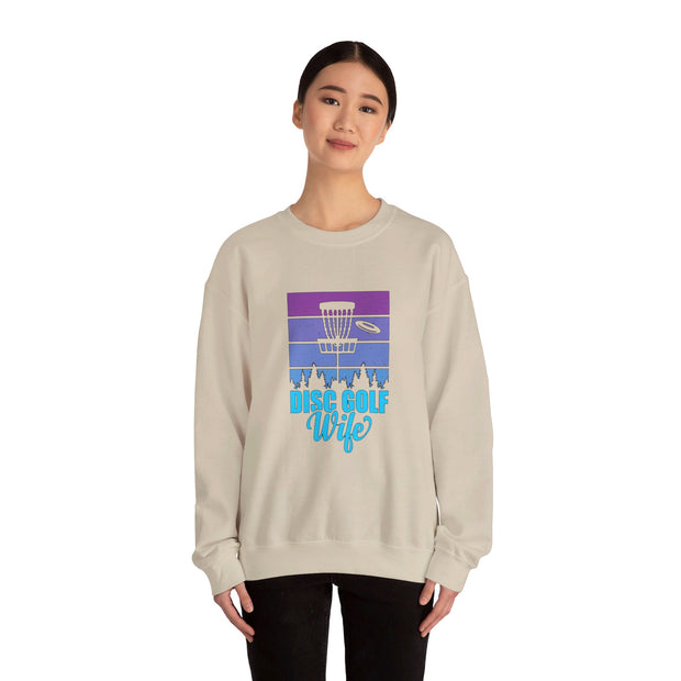 Disc Golf Wife Unisex Heavy Blend™ Crewneck Sweatshirt